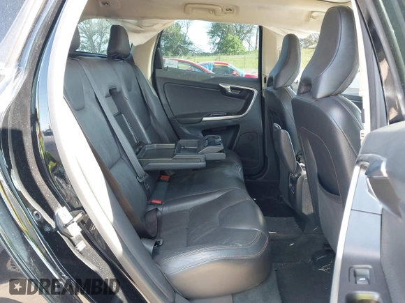 2012 Volvo XC60 3.0L with VIN YV4902DZ4C2312016, listed as a IAAI auction lot 42330364 with 157,554 mi miles and . Bid and sale history available at DreamBid. Image 8.