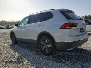 2018 Volkswagen Tiguan SEL with VIN 3VV3B7AX0JM014461, listed as a Copart auction lot 49785725 with 124,868 mi miles and Salvage Title. Bid and sale history available at DreamBid. Image 2.