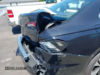 2021 Volkswagen Passat SE z VIN 1VWSA7A30MC003988, wystawiony jako IAAI lot #42238431 z przebiegiem 43 208 mil mil oraz . Historia ofert i sprzedaży dostępna na DreamBid. Obrazek 20.
