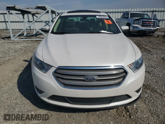 2019 Ford Taurus SEL with VIN 1FAHP2E87KG119611, listed as a Copart auction lot 48609095 with 68,966 mi miles and Salvage Title. Bid and sale history available at DreamBid. Image 5.