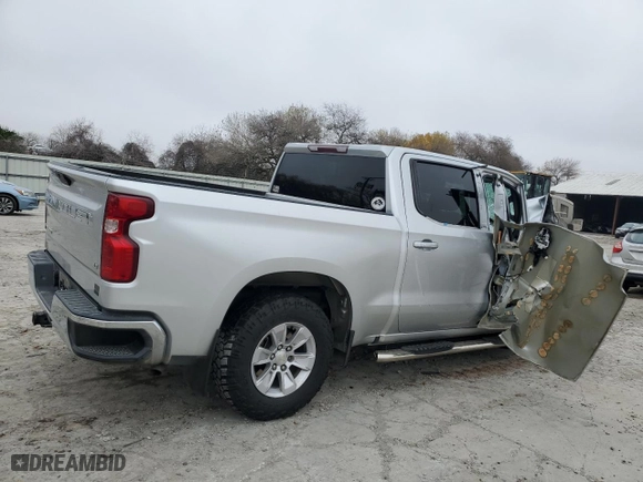 2019 Chevrolet Silverado 1500 LT with VIN 3GCPWCED0KG185109, listed as a Copart auction lot 42830245 with 63,540 mi miles and Salvage Title. Bid and sale history available at carsss.com. Image 3.