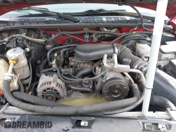2000 Chevrolet Blazer LT z VIN 1GNDT13W2Y2163805, wystawiony jako IAAI lot #41537780 z przebiegiem 170 527 mil mil oraz . Historia ofert i sprzedaży dostępna na DreamBid. Obrazek 10.