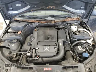 2013 Mercedes-Benz C 250 Sport z VIN WDDGF4HB7DR292456, wystawiony jako Copart lot #66205575 z przebiegiem 201 874 mil mil oraz Czysty tytuł • Clean title. Historia ofert i sprzedaży dostępna na DreamBid. Obrazek 11.