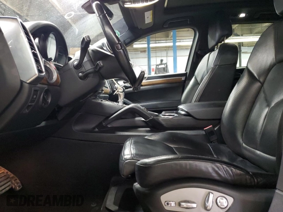 2013 Porsche Cayenne S Hybrid с VIN WP1AE2A22DLA16060, выставлен на аукционе Copart как лот 51253425 с пробегом 131 955 миль миль и Чистый • Clean title. История ставок и продаж доступна на DreamBid. Изображение 7.