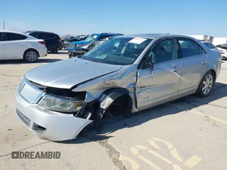 2009 Lincoln MKZ with VIN 3LNHM26T39R605255, listed as a IAAI auction lot 38514339 with 93,700 mi miles and . Bid and sale history available at DreamBid. Image 2.
