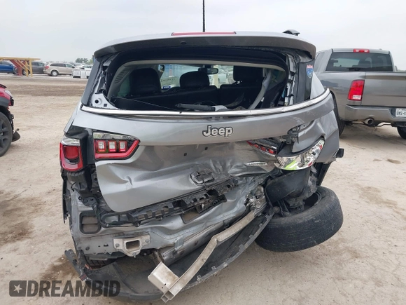 2019 Jeep Compass Altitude z VIN 3C4NJCBB3KT726640, wystawiony jako IAAI lot #41952843 z przebiegiem 51 844 mil mil oraz . Historia ofert i sprzedaży dostępna na DreamBid. Obrazek 17.