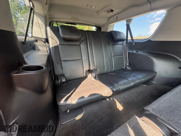 2016 Chevrolet Suburban LT with VIN 1GNSKHKC0GR14614, listed as a Copart auction lot 65295535 with 215,675 mi miles and Clean title. Bid and sale history available at DreamBid. Image 9.