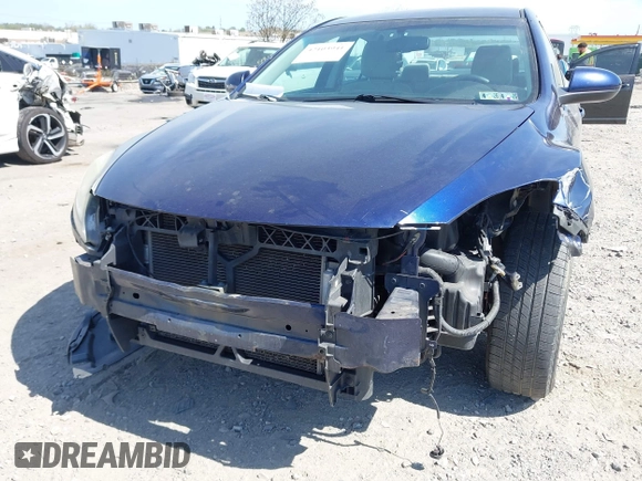 2010 Mazda 6 i Sport with VIN 1YVHZ8BH9A5M24754, listed as a IAAI auction lot 42103941 with 208,195 mi miles. Bid and sale history available at carsss.com. Image 6.