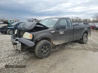 2005 Ford F-150 XL with VIN 1FTRF14W75NB06871, listed as a Copart auction lot 46495735 with 300,368 mi miles and Salvage Title. Bid and sale history available at carsss.com. Image 1.