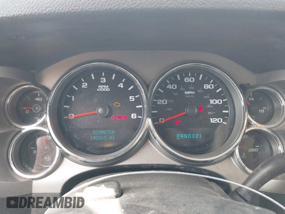 2008 Chevrolet Silverado 1500 1LT with VIN 1GCEC19JX8Z313921, listed as a IAAI auction lot 41902153 with 180,265 mi miles and . Bid and sale history available at DreamBid. Image 7.