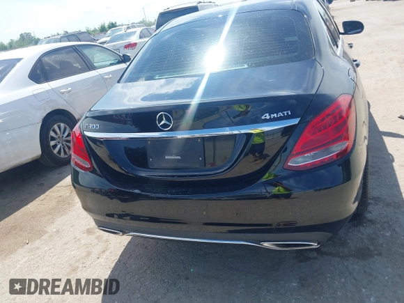 2015 Mercedes-Benz C 300 Luxury with VIN 55SWF4KB0FU024371, listed as a IAAI auction lot 42056336 with 50,530 mi miles and . Bid and sale history available at DreamBid. Image 16.