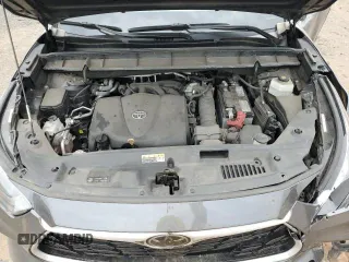 2020 Toyota Highlander LE with VIN 5TDBZRBH6LS014332, listed as a Copart auction lot 42449695 with 52,776 mi miles and Clean title. Bid and sale history available at DreamBid. Image 12.