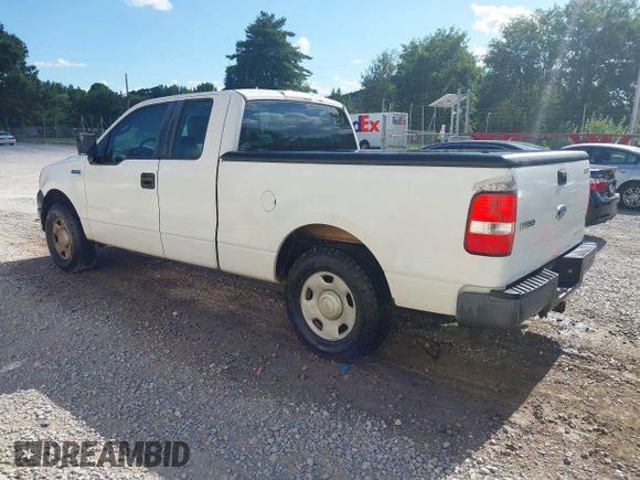 2007 Ford F-150 STX with VIN 1FTRX12W47FA49512, listed as a IAAI auction lot 42771332 with 203,687 mi miles and . Bid and sale history available at DreamBid. Image 3.