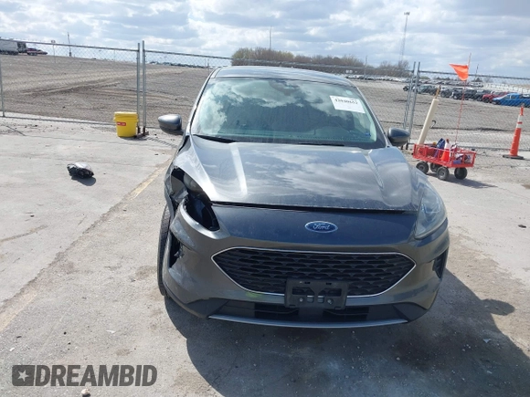 2020 Ford Escape SE with VIN 1FMCU9G66LUA77223, listed as a IAAI auction lot 42040652 with 85,589 mi miles and . Bid and sale history available at DreamBid. Image 6.