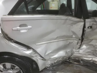 2004 Toyota Camry LE with VIN 4T1BE32K94U915756, listed as a Copart auction lot 50761005 with 404,136 mi miles and Salvage Title. Bid and sale history available at carsss.com. Image 10.