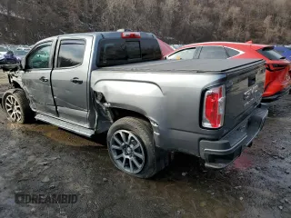 2022 GMC Canyon 4WD Denali with VIN 1GTG6EENXN1223923, listed as a Copart auction lot 46673415 with 30,495 mi miles and Salvage Title. Bid and sale history available at carsss.com. Image 2.