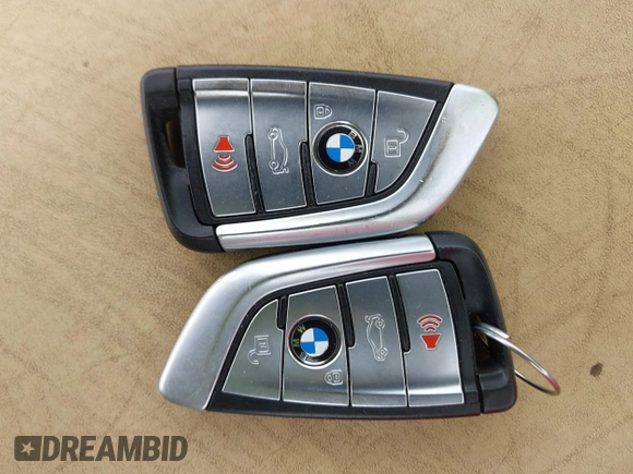 2018 BMW 5 Series M550i xDrive с VIN WBAJB9C53JB286746, выставлен на аукционе IAAI как лот 42303002 с пробегом 81 039 миль миль и . История ставок и продаж доступна на DreamBid. Изображение 11.