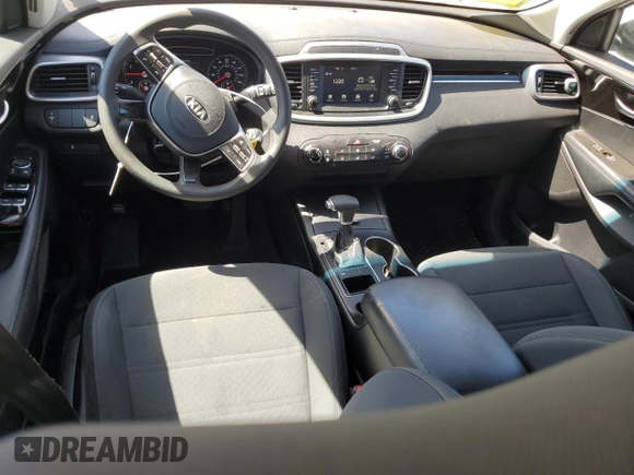 2020 Kia Sorento L with VIN 5XYPG4A36LG642800, listed as a Copart auction lot 49145615 with 107,547 mi miles and Non Repairable. Bid and sale history available at carsss.com. Image 8.