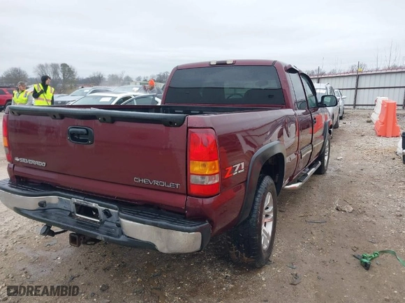 2003 Chevrolet Silverado 1500 LS with VIN 2GCEK19T031209878, listed as a IAAI auction lot 41498378 with 248,154 mi miles. Bid and sale history available at carsss.com. Image 4.