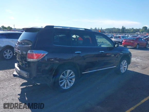 2013 Toyota Highlander Limited with VIN JTEDC3EH1D2011037, listed as a IAAI auction lot 42384576 with 334,621 mi miles and . Bid and sale history available at DreamBid. Image 4.