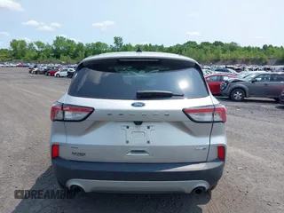2020 Ford Escape SE z VIN 1FMCU9G67LUA85265, wystawiony jako IAAI lot #42389104 z przebiegiem 66 608 mil mil oraz . Historia ofert i sprzedaży dostępna na DreamBid. Obrazek 16.