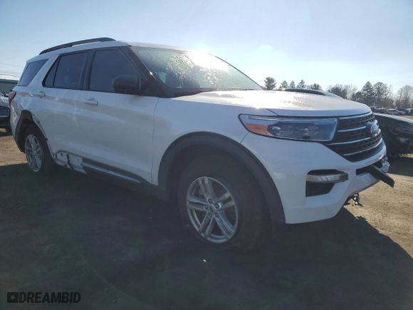 2021 Ford Explorer XLT with VIN 1FMSK8DHXMGA25899, listed as a Copart auction lot 46684095 with 58,053 mi miles and Salvage Title. Bid and sale history available at carsss.com. Image 4.