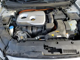 2018 Hyundai Sonata Hybrid SE with VIN KMHE24L35JA083980, listed as a Copart auction lot 81924123 with 35,588 mi miles. Bid and sale history available at carsss.com. Image 12.