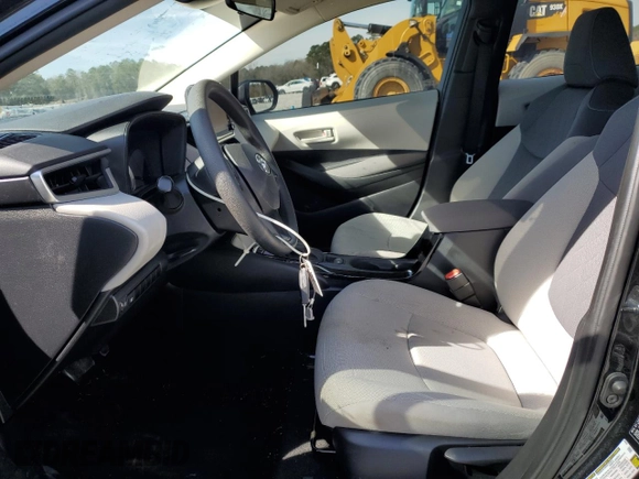 2022 Toyota Corolla LE with VIN 5YFEPMAE0NP391988, listed as a Copart auction lot 45218375 with 56,452 mi miles and Salvage Title. Bid and sale history available at DreamBid. Image 7.