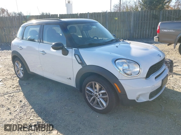 2014 MINI Countryman S z VIN WMWZC5C57EWP38396, wystawiony jako IAAI lot #41027727 z przebiegiem 147 260 mil mil oraz . Historia ofert i sprzedaży dostępna na DreamBid. Obrazek 1.