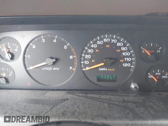 2004 Jeep Grand Cherokee Laredo с VIN 1J4GW48S94C136376, выставлен на аукционе IAAI как лот 42094499 с пробегом 90 950 миль миль и . История ставок и продаж доступна на DreamBid. Изображение 7.
