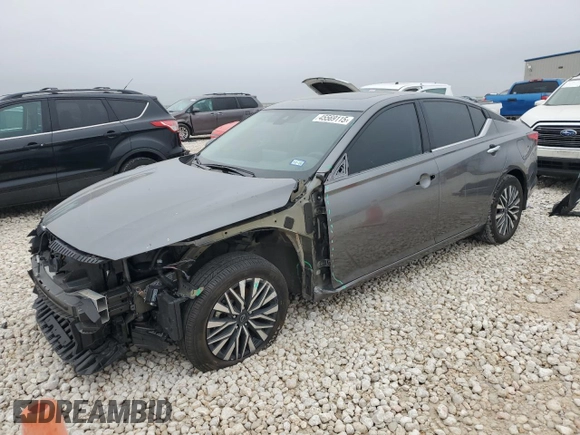 2024 Nissan Altima 2.5 SV with VIN 1N4BL4DW5RN397409, listed as a Copart auction lot 45569115 with 7,917 mi miles and Salvage Title. Bid and sale history available at carsss.com. Image 1.