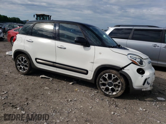 2014 FIAT 500L Trekking with VIN ZFBCFADH2EZ003859, listed as a Copart auction lot 54135675 with 151,095 mi miles and Salvage Title. Bid and sale history available at DreamBid. Image 4.