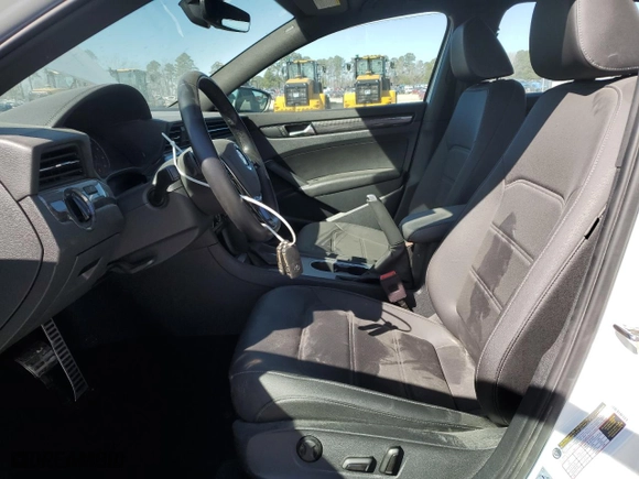 2021 Volkswagen Passat 2.0T R-Line with VIN 1VWMA7A34MC015280, listed as a Copart auction lot 47466685 with 29,107 mi miles and Salvage Title. Bid and sale history available at carsss.com. Image 7.
