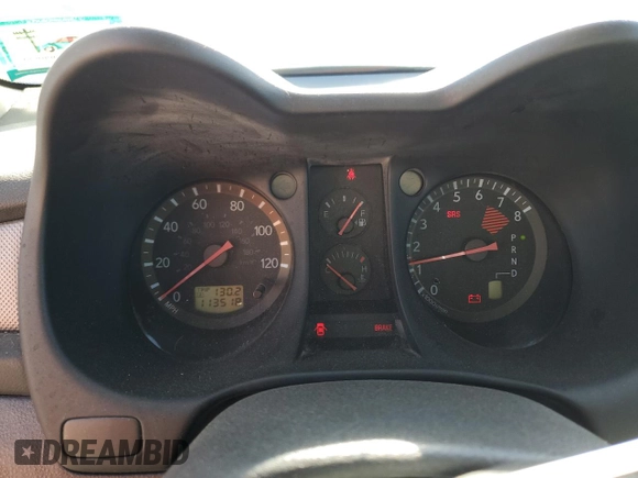 2005 Mitsubishi Outlander LS z VIN JA4LZ31F55U049938, wystawiony jako Copart lot #75691644 z przebiegiem 113 518 mil mil oraz Szkoda całkowita • Salvage title. Historia ofert i sprzedaży dostępna na DreamBid. Obrazek 9.