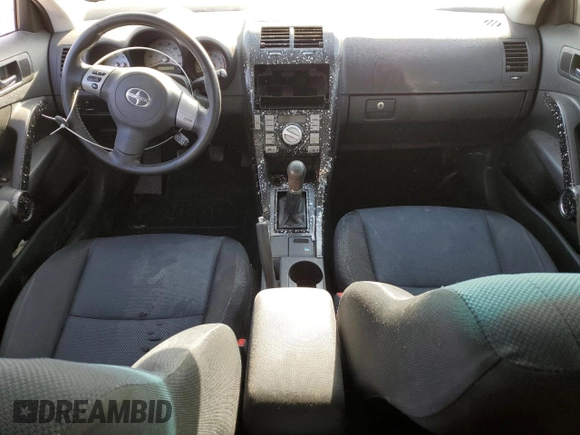 2009 Scion tC z VIN JTKDE167190282832, wystawiony jako Copart lot #53359705 z przebiegiem 227 341 mil mil oraz Szkoda całkowita • Salvage title. Historia ofert i sprzedaży dostępna na DreamBid. Obrazek 8.