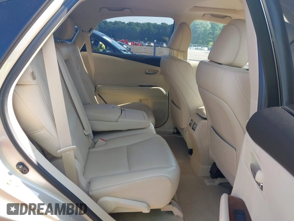 2013 Lexus RX 450h z VIN JTJZB1BA1D2006779, wystawiony jako IAAI lot #42564276 z przebiegiem 54 303 mil mil oraz . Historia ofert i sprzedaży dostępna na DreamBid. Obrazek 8.