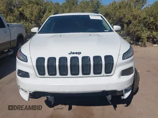 2016 Jeep Cherokee Latitude with VIN 1C4PJMCS9GW134769, listed as a IAAI auction lot 41668793 with 122,539 mi miles and . Bid and sale history available at carsss.com. Image 12.