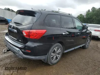 2017 Nissan Pathfinder SV z VIN 5N1DR2MN5HC646830, wystawiony jako Copart lot #58801735 z przebiegiem 190 881 mil mil oraz Czysty tytuł • Clean title. Historia ofert i sprzedaży dostępna na DreamBid. Obrazek 3.