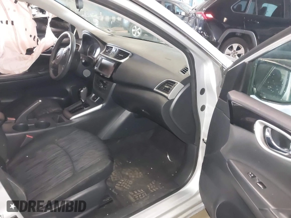 2019 Nissan Sentra SV z VIN 3N1AB7AP5KY453853, wystawiony jako IAAI lot #42187825 z przebiegiem 64 495 mil mil oraz . Historia ofert i sprzedaży dostępna na DreamBid. Obrazek 5.