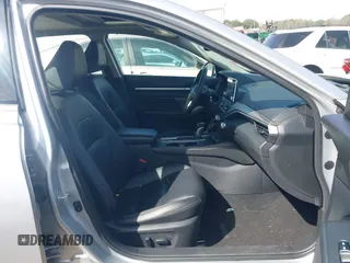 2019 Nissan Altima 2.5 SL with VIN 1N4BL4EV1KC248311, listed as a IAAI auction lot 41826242 with 107,101 mi miles. Bid and sale history available at carsss.com. Image 5.