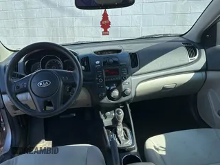 2011 Kia Forte LX with VIN KNAFT4A21B5891069, listed as a Copart auction lot 84038714 with 176,385 mi miles and Clean Title. Bid and sale history available at carsss.com. Image 9.