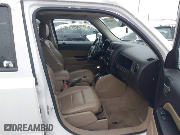2016 Jeep Patriot High Altitude with VIN 1C4NJRFB4GD639081, listed as a IAAI auction lot 40924588 with 123,668 mi miles and . Bid and sale history available at carsss.com. Image 5.