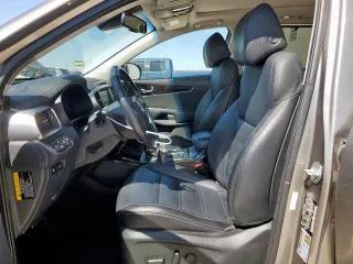 2017 Kia Sorento EX V6 with VIN 5XYPH4A53HG308066, listed as a Copart auction lot 52201395 with 119,910 mi miles and Salvage Title. Bid and sale history available at carsss.com. Image 7.