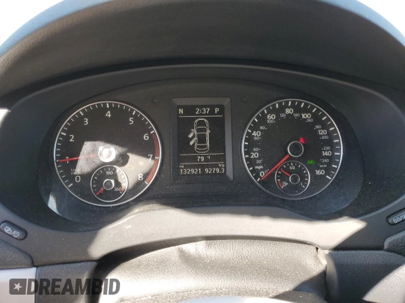 2013 Volkswagen Jetta GLI Autobahn z VIN 3VW4A7AJ0DM221810, wystawiony jako Copart lot #48561895 z przebiegiem 132 921 mil mil oraz Szkoda całkowita • Salvage title. Historia ofert i sprzedaży dostępna na DreamBid. Obrazek 9.