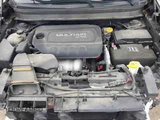 2015 Jeep Cherokee Latitude with VIN 1C4PJLCB0FW601862, listed as a IAAI auction lot 41931048 with 100,705 mi miles and . Bid and sale history available at DreamBid. Image 10.