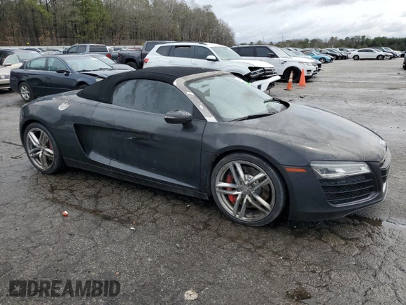 2015 Audi R8 z VIN WUASUAFG6FN000378, wystawiony jako Copart lot #48410715 z przebiegiem 19 192 mil mil oraz Tytuł czysty. Historia ofert i sprzedaży dostępna na DreamBid. Obrazek 4.
