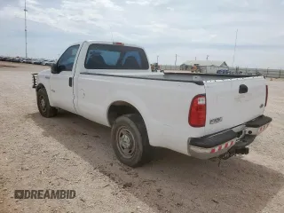 2005 Ford F-250 XL with VIN 1FTSF20P65EB37695, listed as a Copart auction lot 55752885 with 238,436 mi miles and Clean title. Bid and sale history available at DreamBid. Image 2.