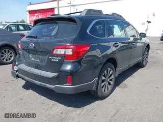 2015 Subaru Outback 2.5i Limited with VIN 4S4BSAJC1F3271511, listed as a IAAI auction lot 42087304 with 167,215 mi miles. Bid and sale history available at carsss.com. Image 4.