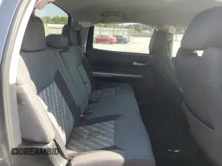 2018 Toyota Tundra 2WD SR5 with VIN 5TFEM5F19JX134019, listed as a Copart auction lot 68264444 with 123,438 mi miles and Salvage Title. Bid and sale history available at carsss.com. Image 10.