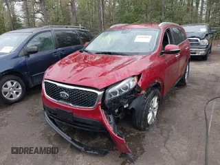 2016 Kia Sorento LX with VIN 5XYPG4A54GG085344, listed as a IAAI auction lot 41981886 with 143,686 mi miles. Bid and sale history available at carsss.com. Image 6.
